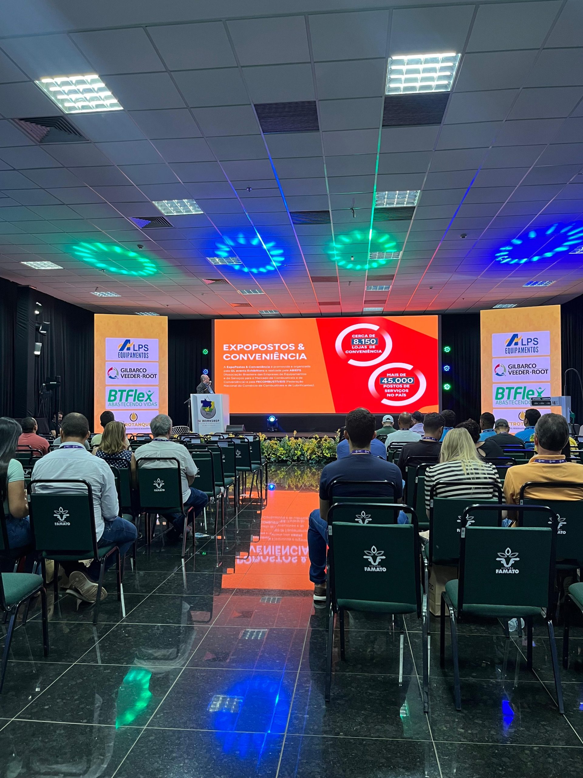 EXPOPOSTOS & CONVENIÊNCIA NO CICLO DE EVENTOS DA REVENDA BRASILEIRA